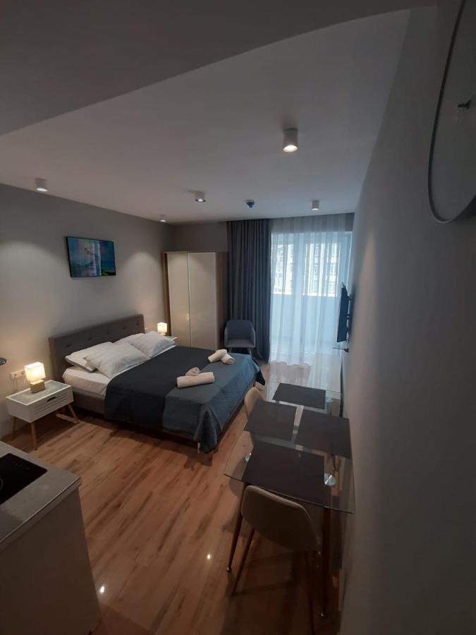 Luxury Apartments With Sea View Batumi Esterno foto