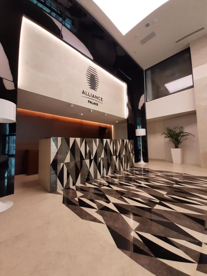 Luxury Apartments With Sea View Batumi Esterno foto