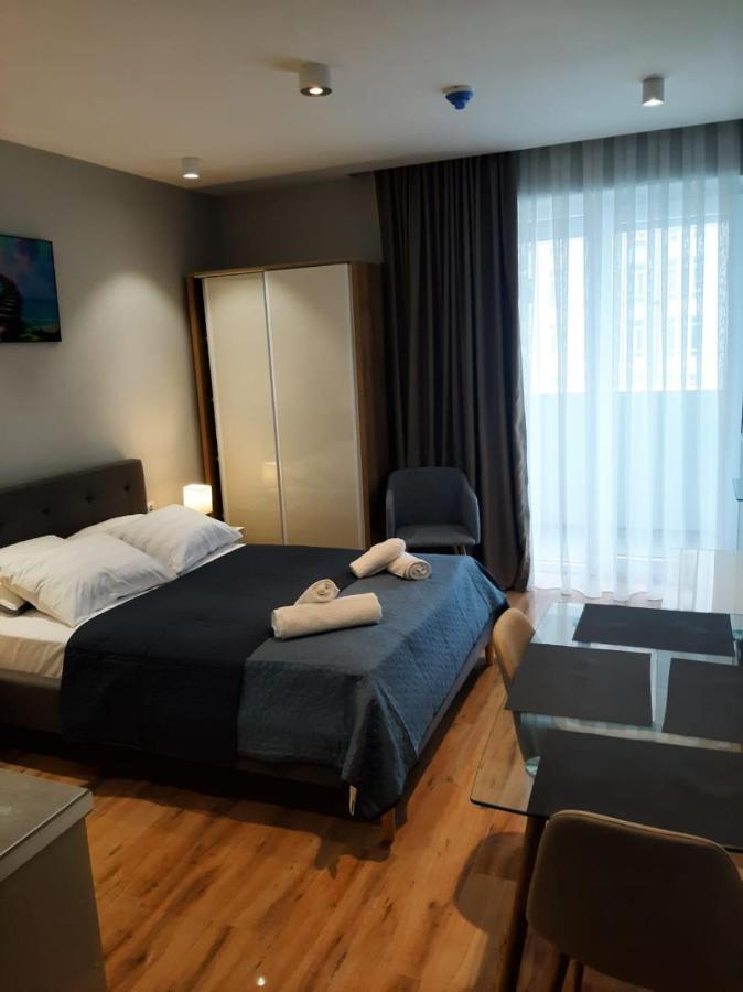 Luxury Apartments With Sea View Batumi Esterno foto
